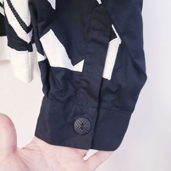 Sandy Starkman Black and White Aztec Print Shacket - Picture 2 of 10